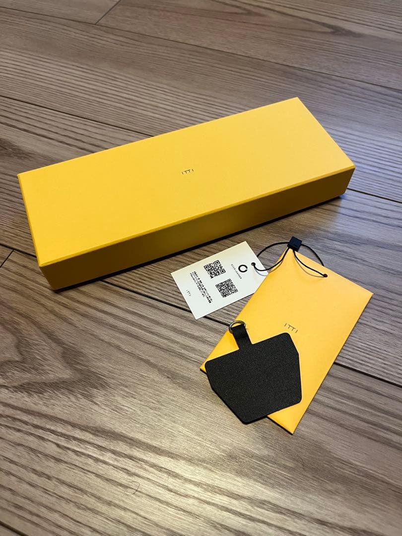 小物 ITTI HERRIE PHONE STRING / STCOW