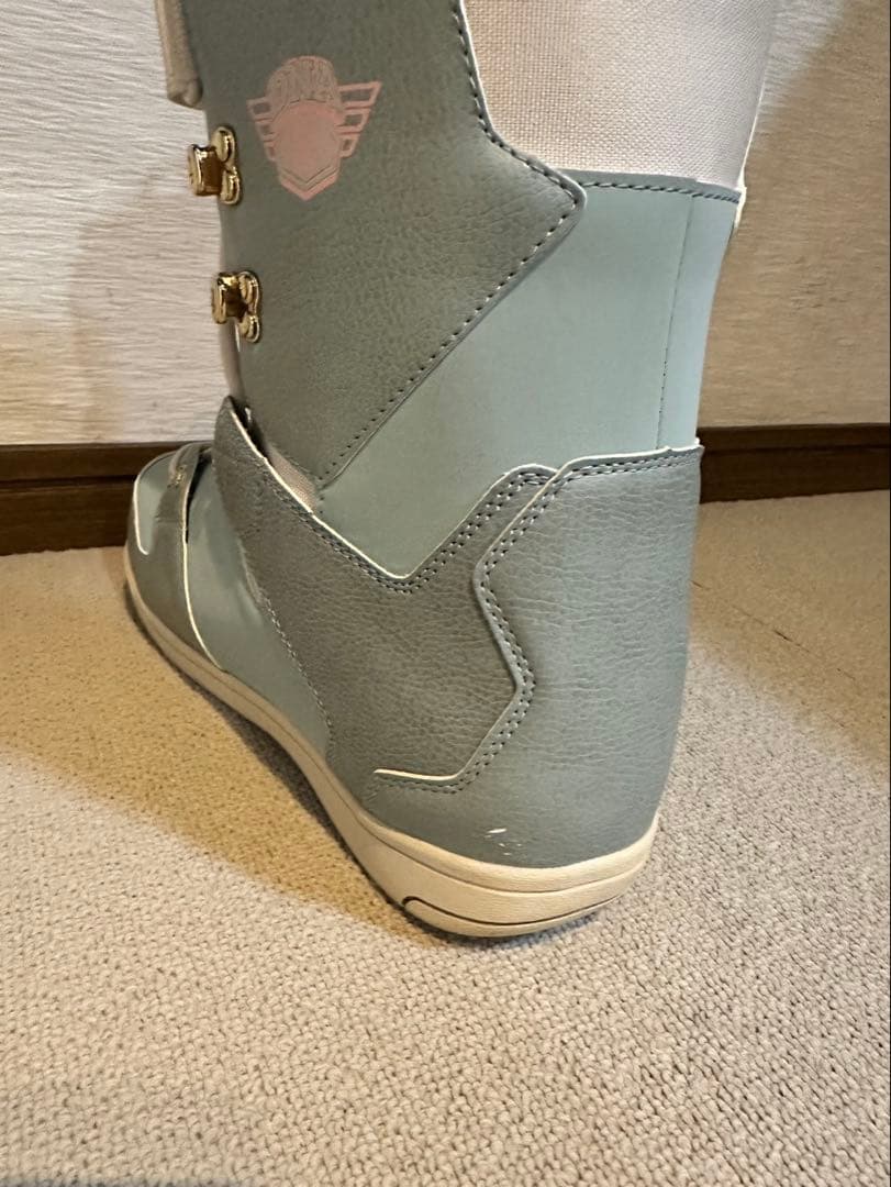 DEELUXE DNA スノーボードブーツ 女性用 水色/グレー 25cm