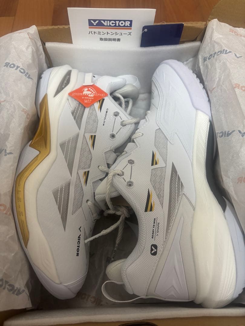 Victor バドミントンシューズ　C90NLite A 26.5㎝