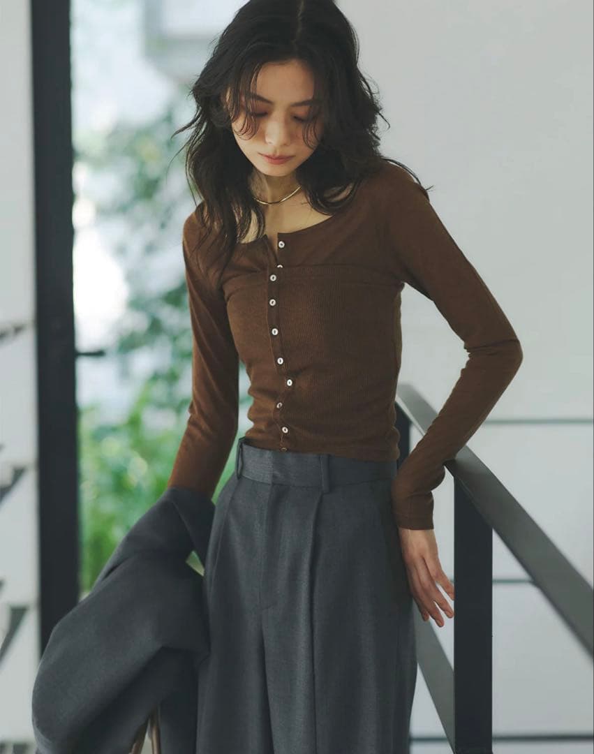 anuans シアーウールレイヤリングトップス　ブラウン