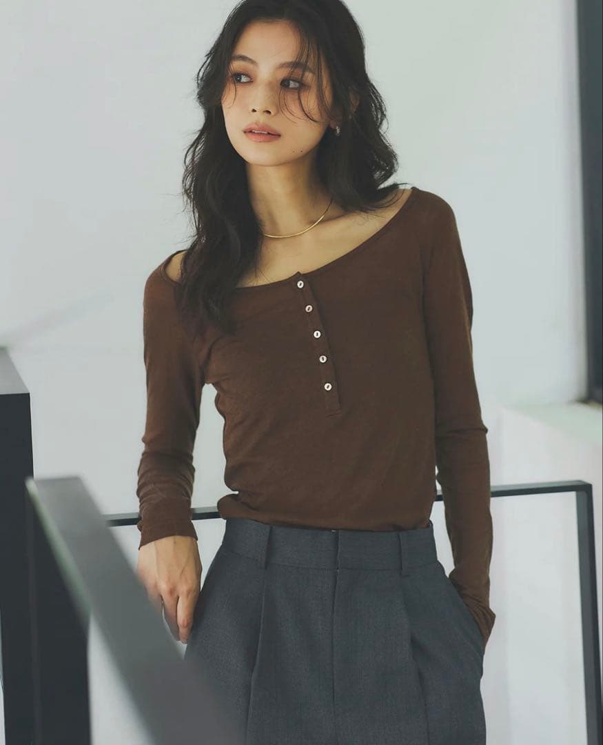 anuans シアーウールレイヤリングトップス　ブラウン