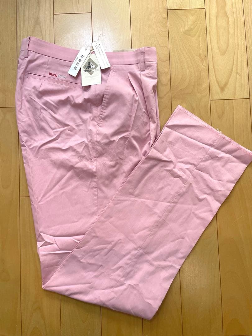 【新品】Black&White ピンク スポーツパンツ　88
