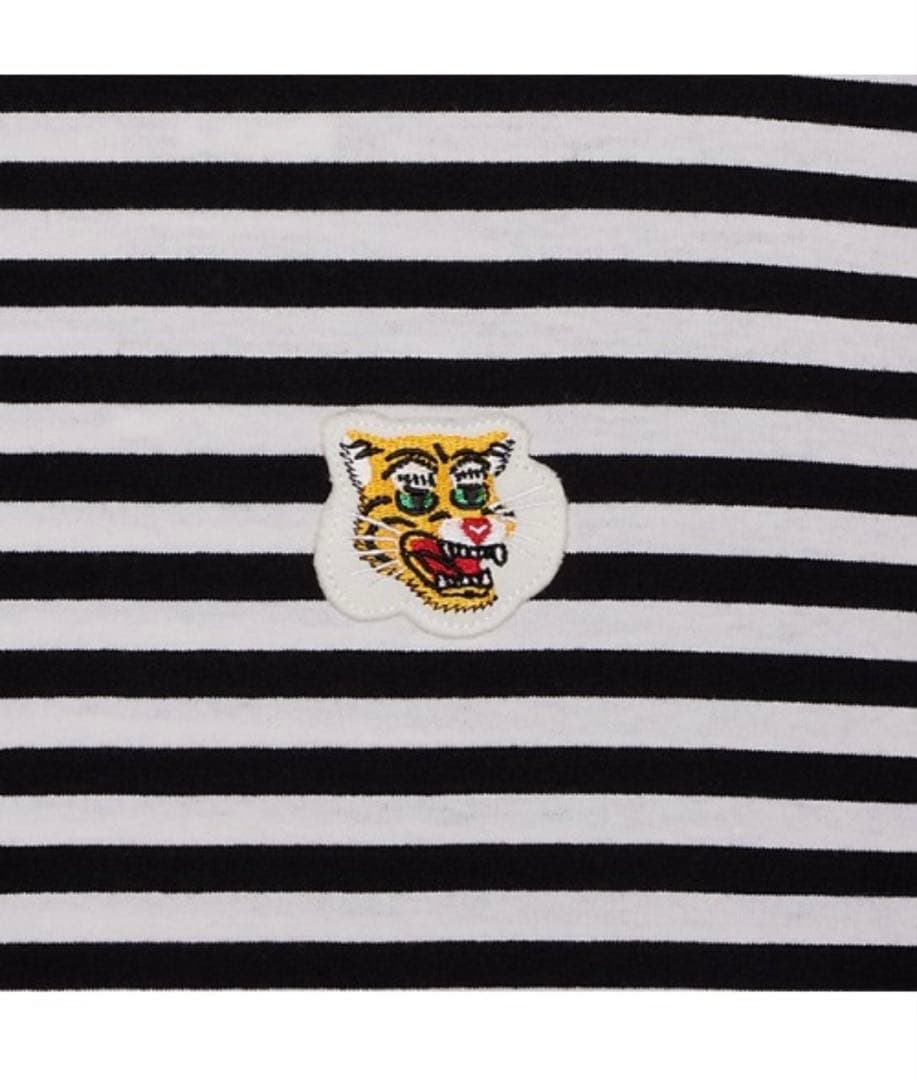 オニツカタイガー ロングスリーブTシャツ