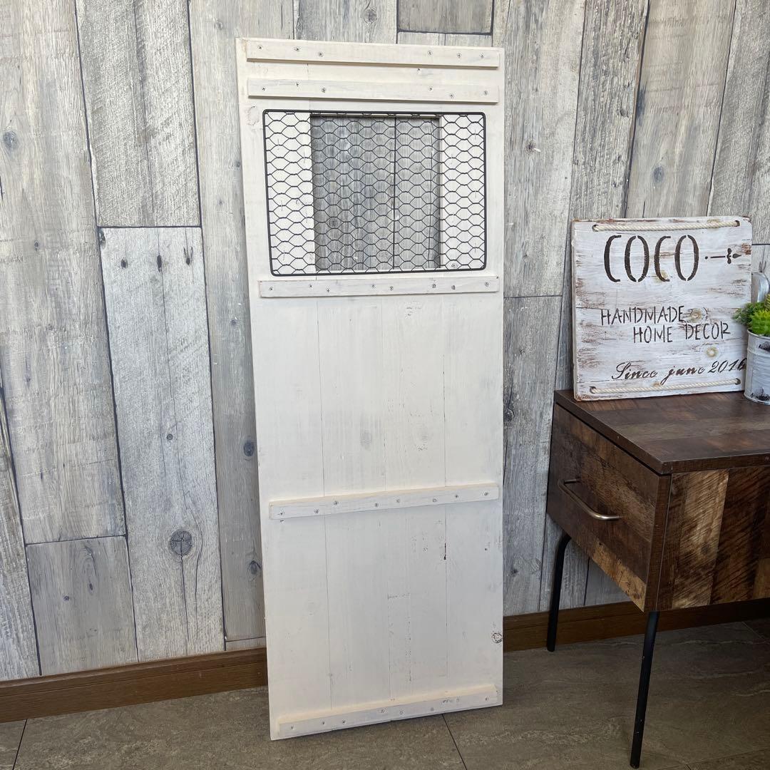 ホワイト　リース付き　扉風　オブジェ　木製　ウェルカムボード　ハンドメイド