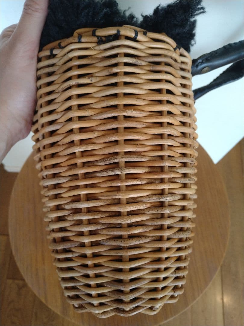 エバゴス　ebagos　籐製ファー付きかごバッグ