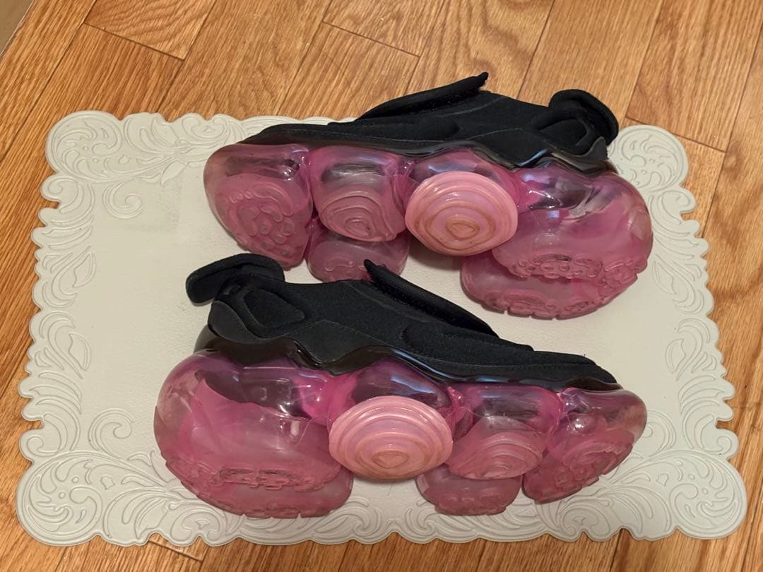 grounds グラウンズ MOOPIE BLACK ×PINK レア ピンク