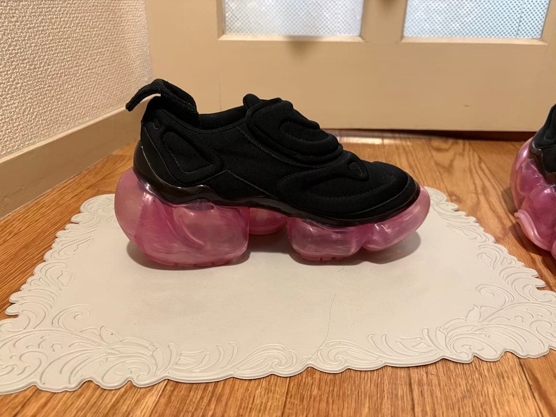 grounds グラウンズ MOOPIE BLACK ×PINK レア ピンク