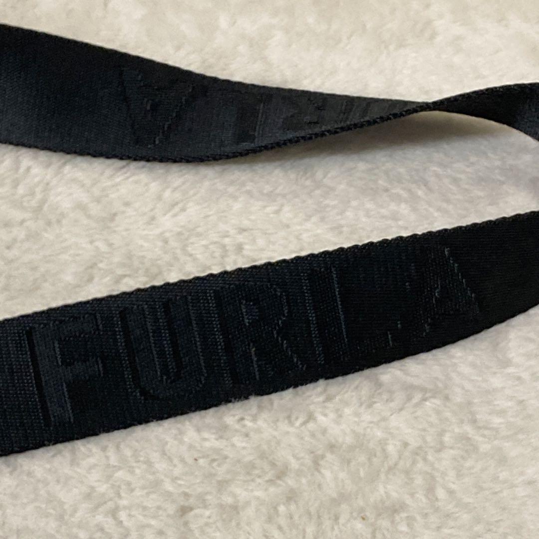 極美品 フルラ FURLA ショルダーバッグ MOON S 総柄 ロゴ