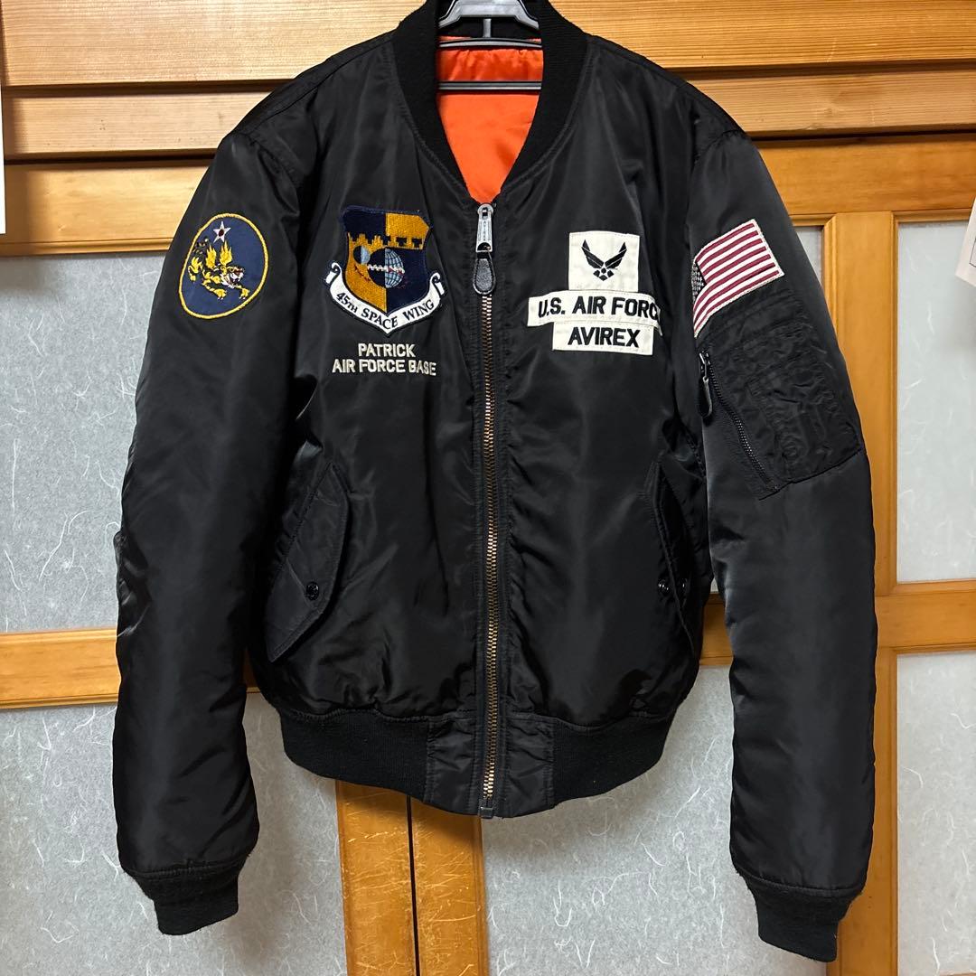も*読様 AVIREX MA-1ジャケット 中綿入り