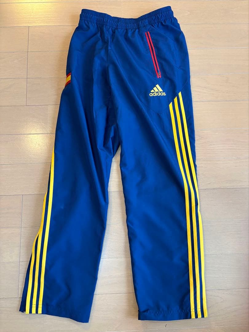 adidas スペイン代表 ピステセット