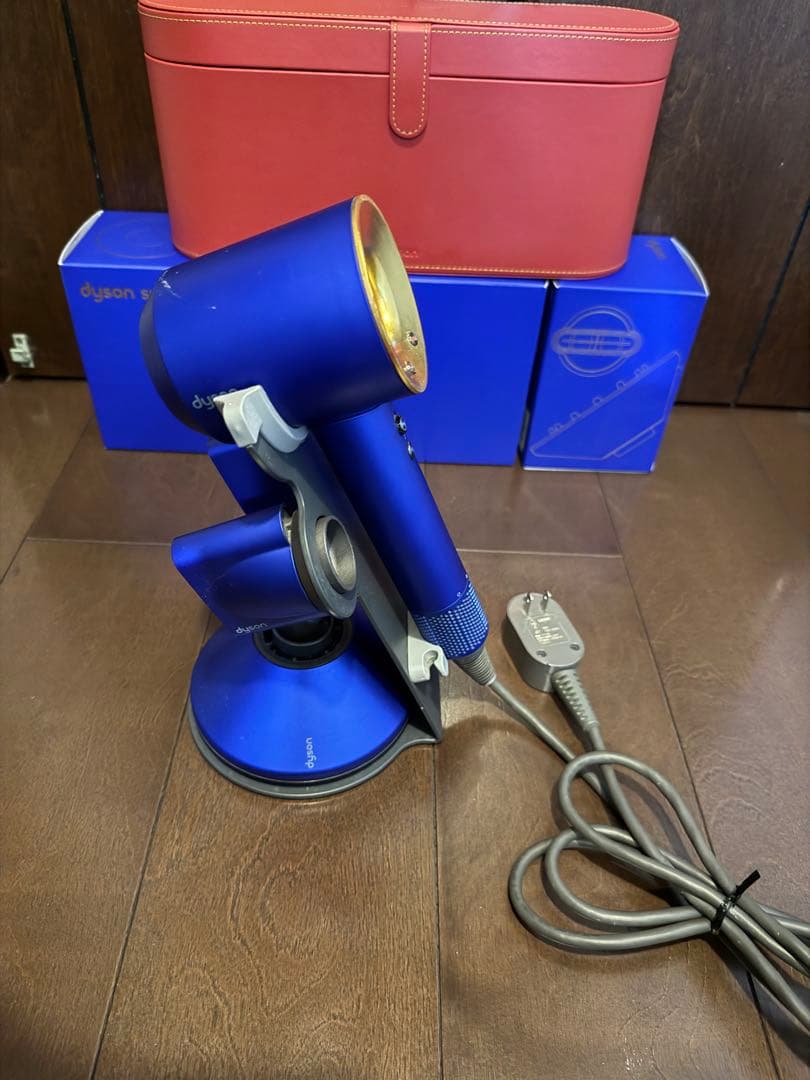 ダイソン スーパーソニック イオニック ヘアードライヤー 23.75K金箔　限定