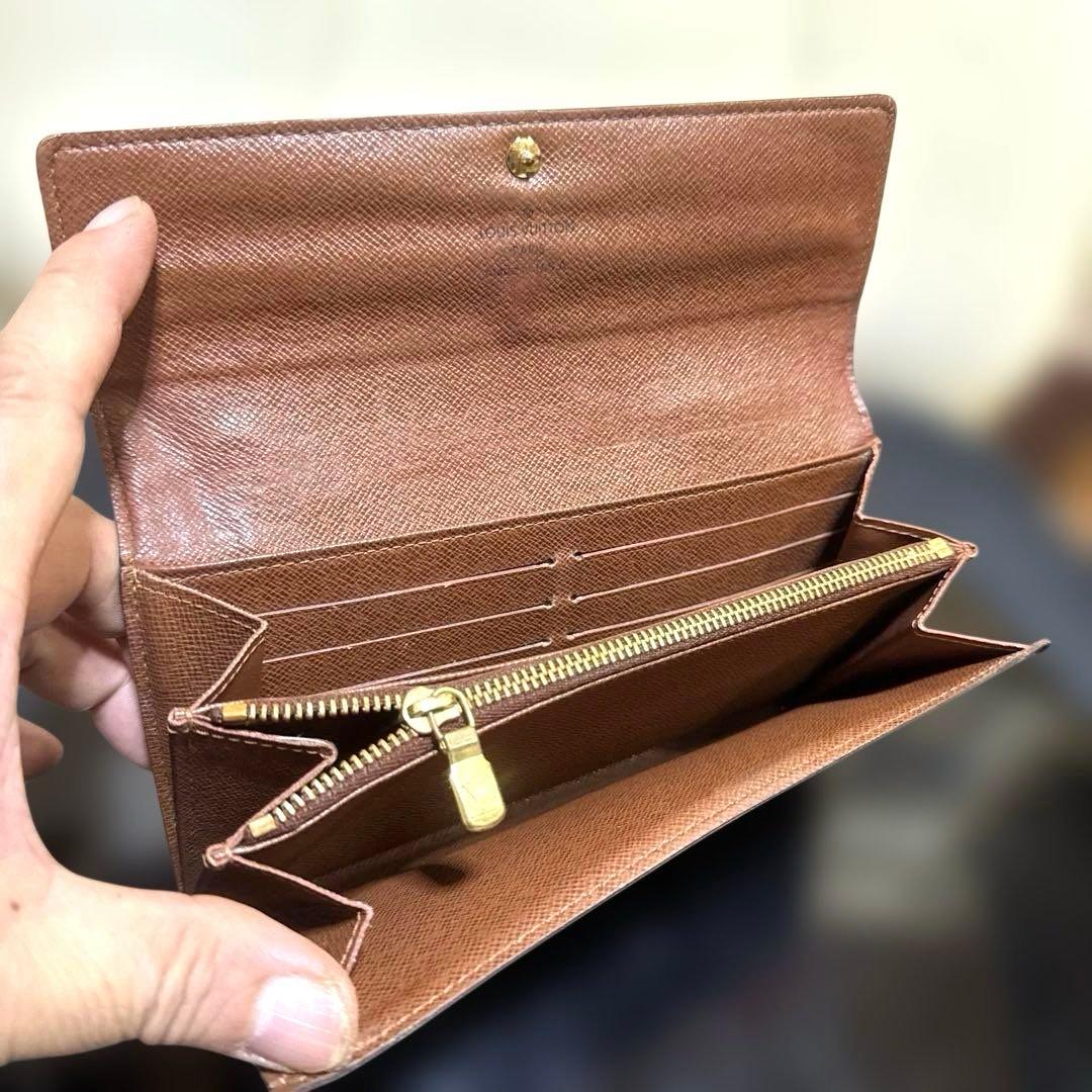 13☆美品♪カード10枚タイプ☆サラ長財布