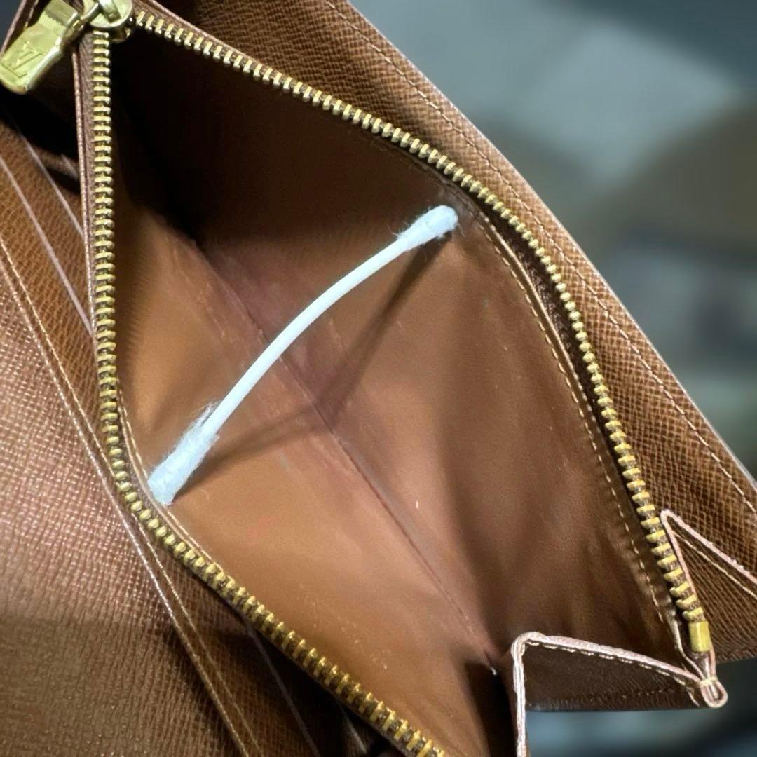 13☆美品♪カード10枚タイプ☆サラ長財布