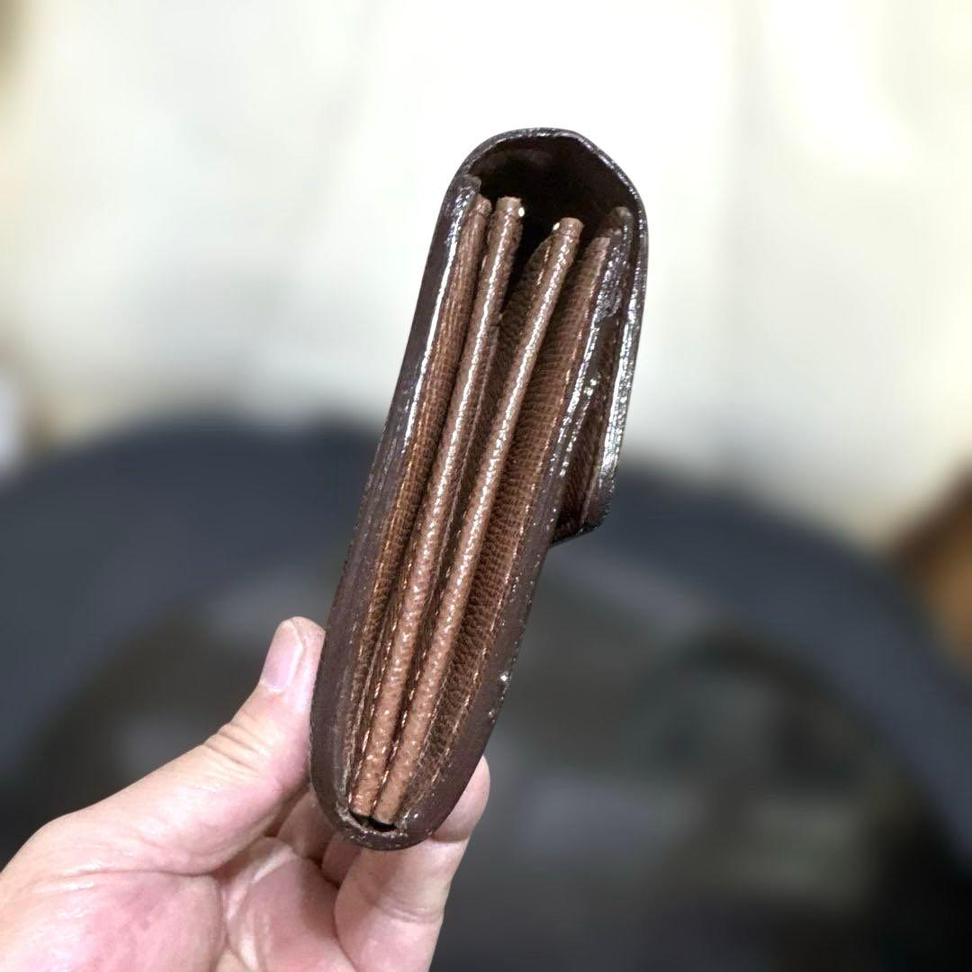 13☆美品♪カード10枚タイプ☆サラ長財布