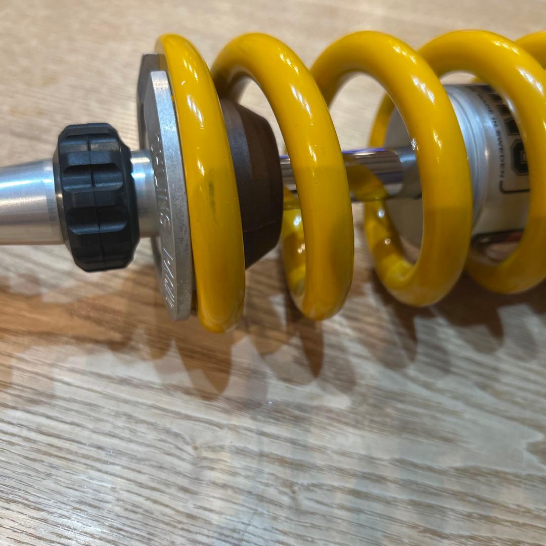 大喜Kawasaki Z900RS SE純正 オーリンズリアサスペンション