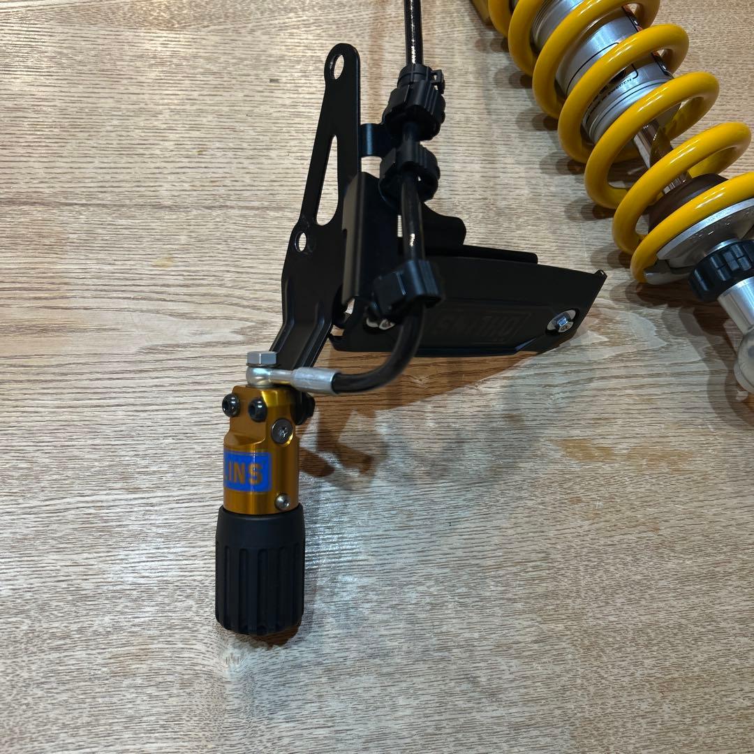 大喜Kawasaki Z900RS SE純正 オーリンズリアサスペンション