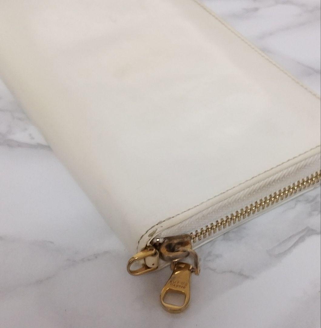 LOEWE 長財布 ラウンドファスナー レザー アイボリー系 上品