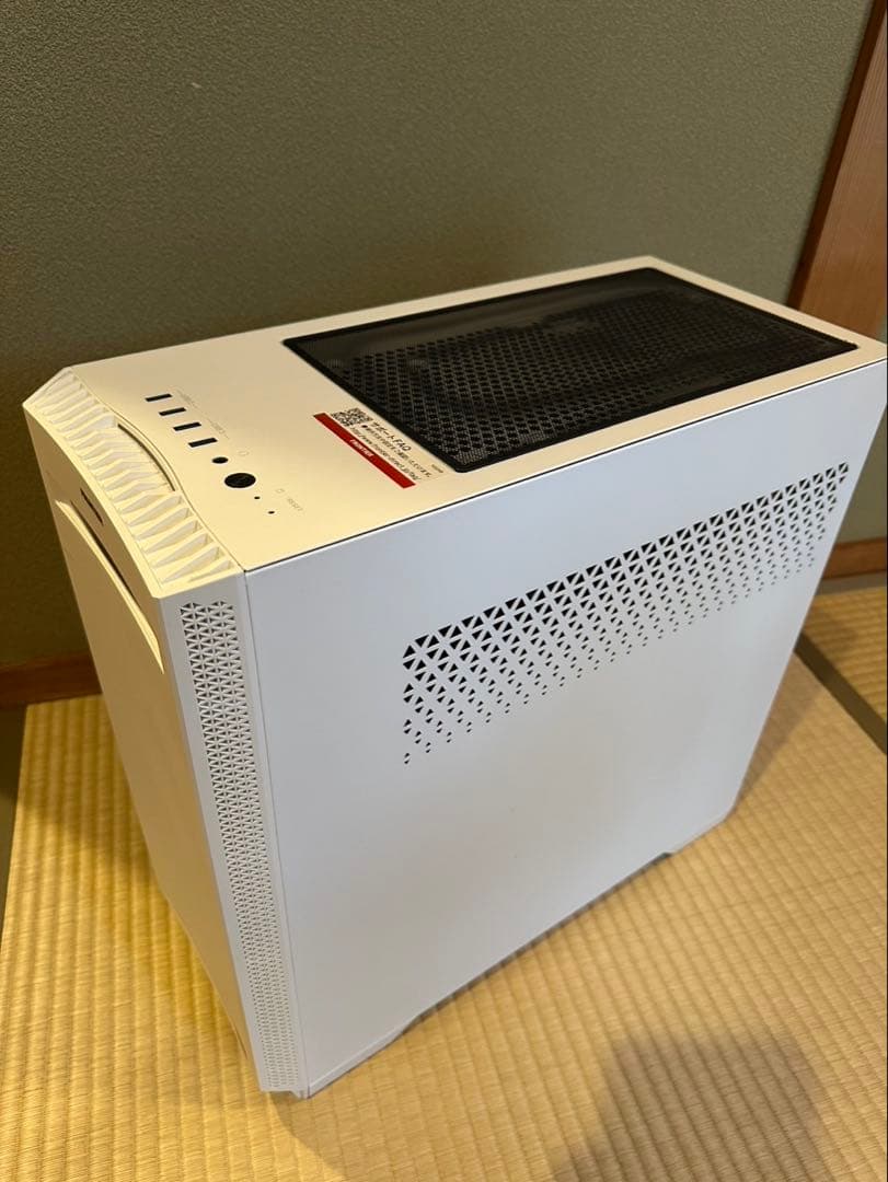 【美品】ゲーミングPC Ryzen7 5700X /RTX 4070 SUPER