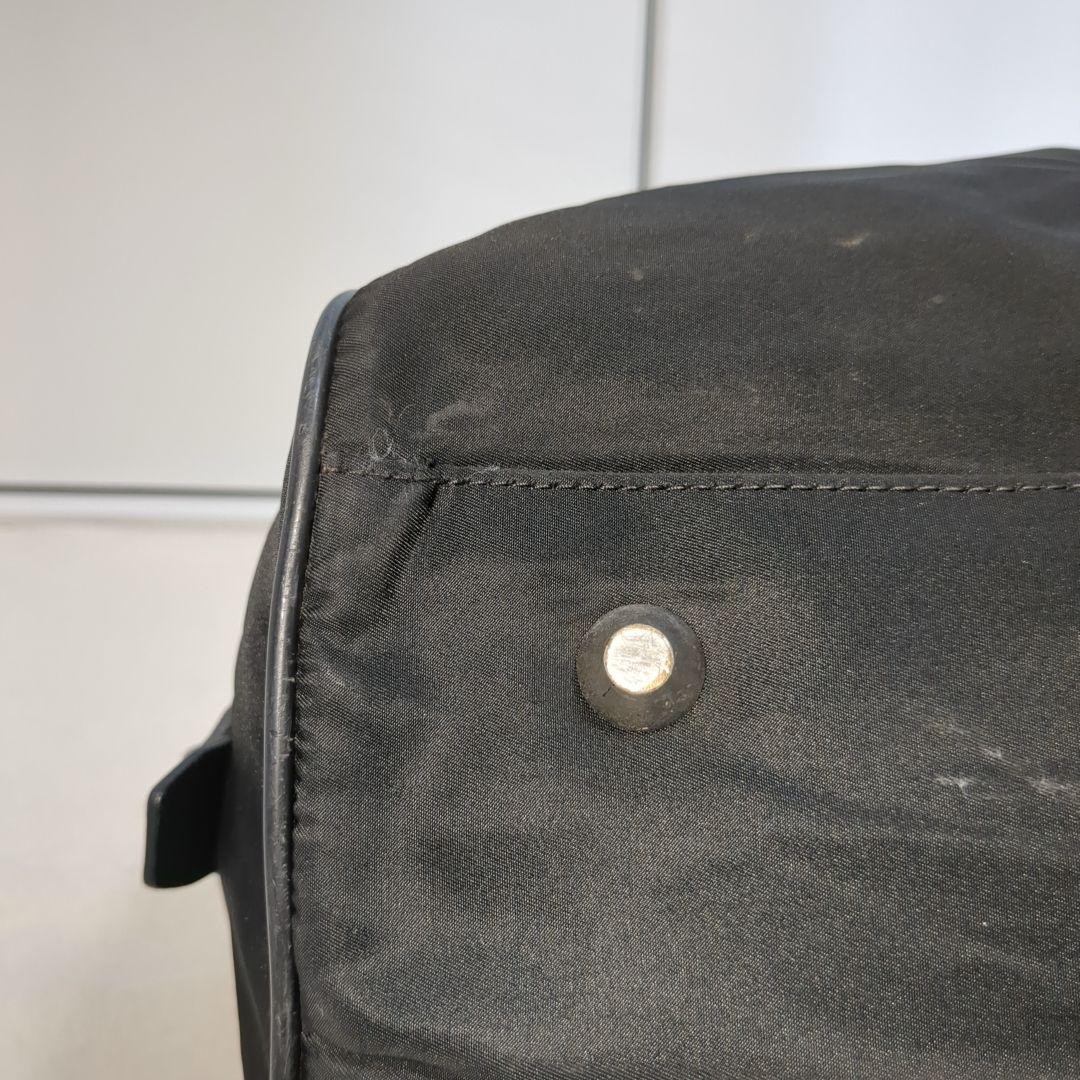 プラダ ボストンバッグ 三角ロゴ 希少色 ブラック レザーハンドル 大容量