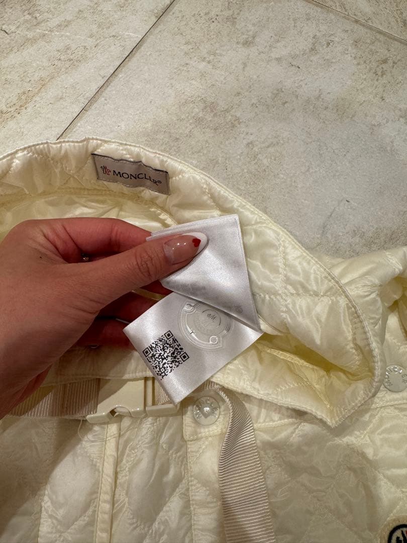 Moncler モンクレール　スカート