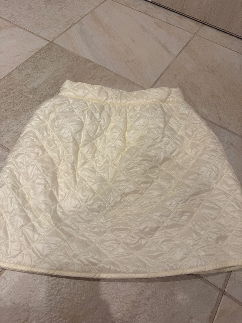 Moncler モンクレール　スカート