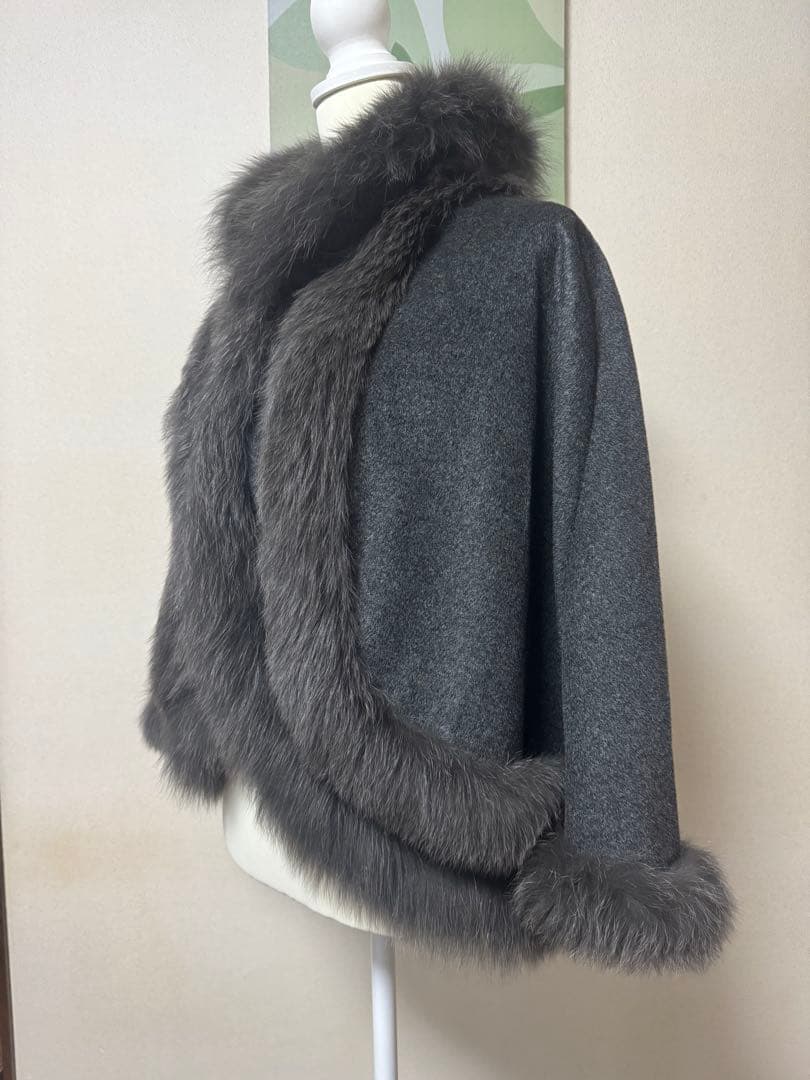 は*ん様 【美品】定価14万円3wayベスト付カシミヤ フォックスファーアンサン
