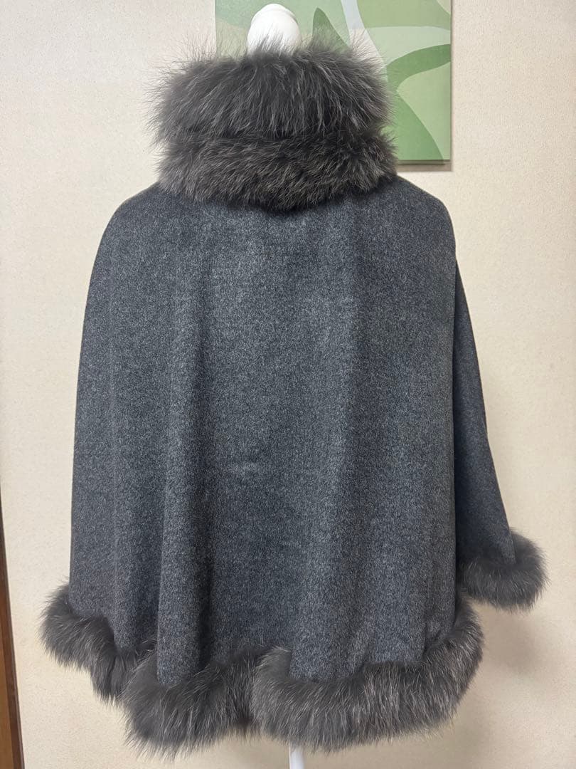 は*ん様 【美品】定価14万円3wayベスト付カシミヤ フォックスファーアンサン
