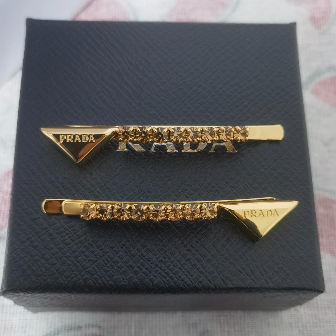 プラダ PRADA クリスタル ヘアクリップ