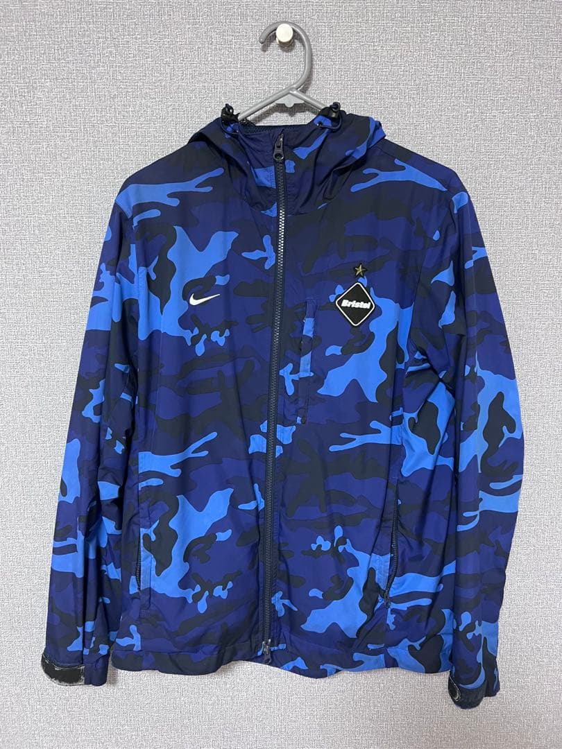 fcrealbristol ナイロンジャケット