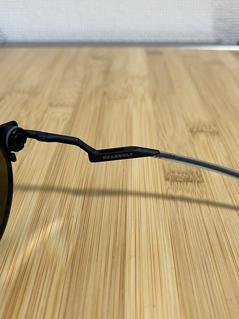 オークリー デッドボルト