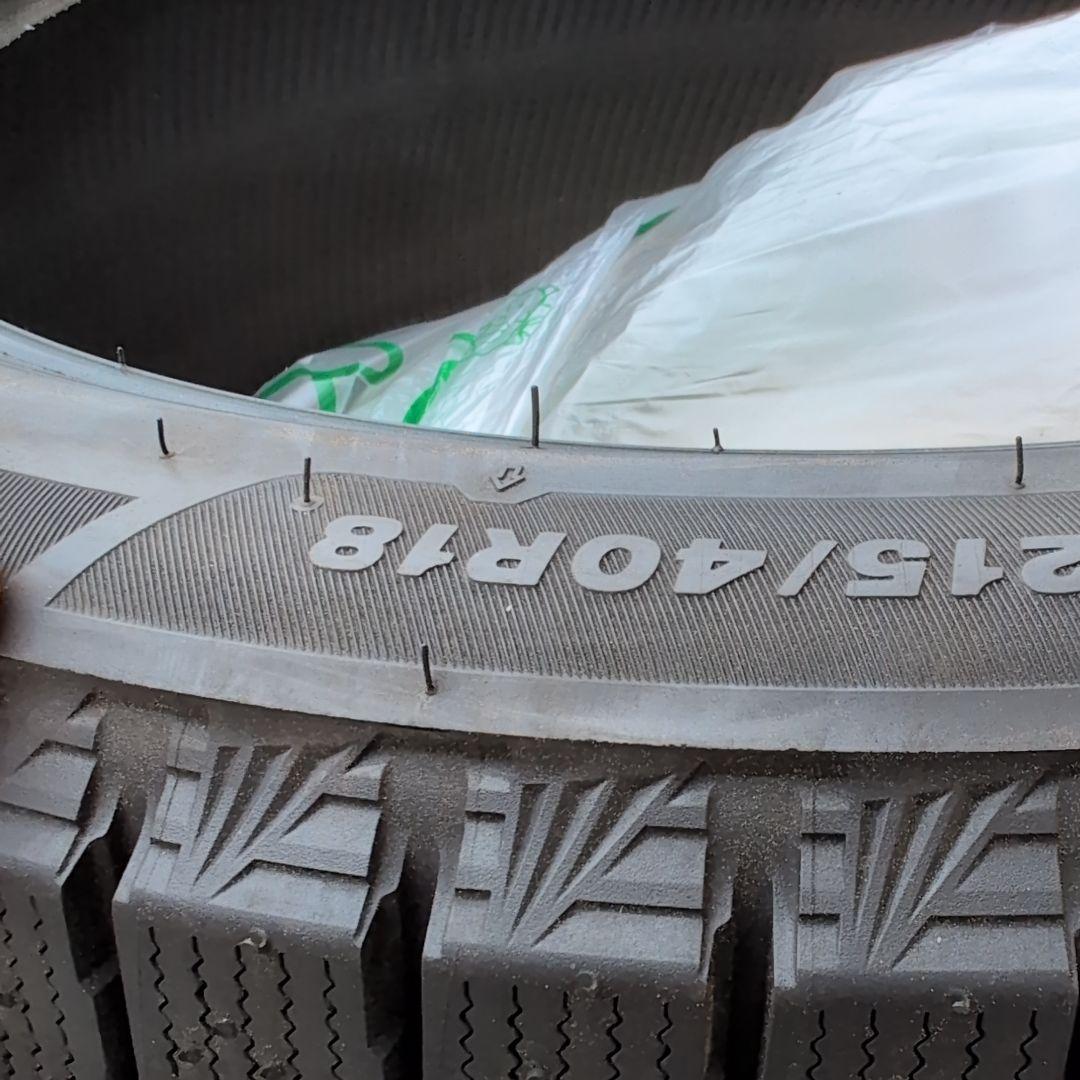 えすたて　BLIZZAK VRX3 215/40R18 4本セット
