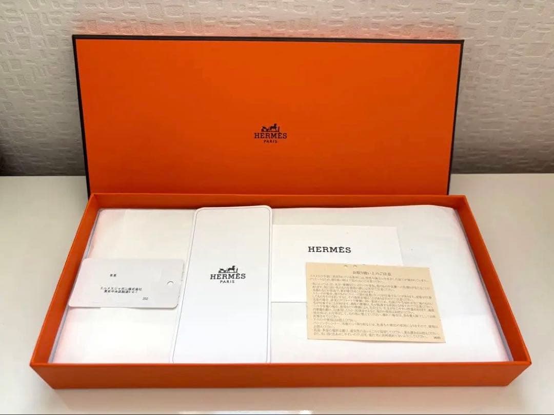 新品　エルメス HERMES 手袋 ラムレザー