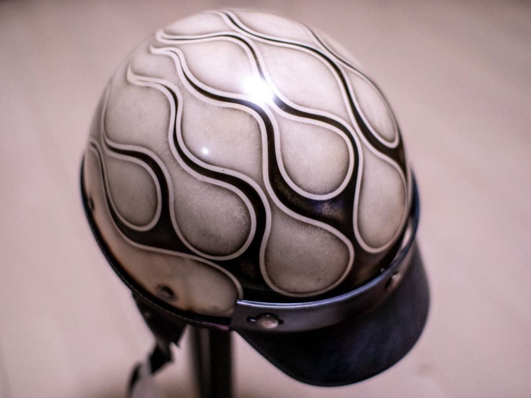 XXL 新品未使用　ポリヘル　ヘルメット バイク　アイボリーエイジング黒フレア