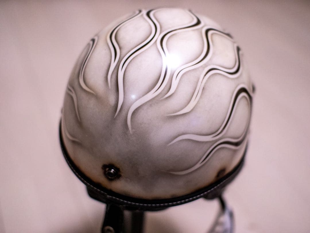 XXL 新品未使用　ポリヘル　ヘルメット バイク　アイボリーエイジング黒フレア