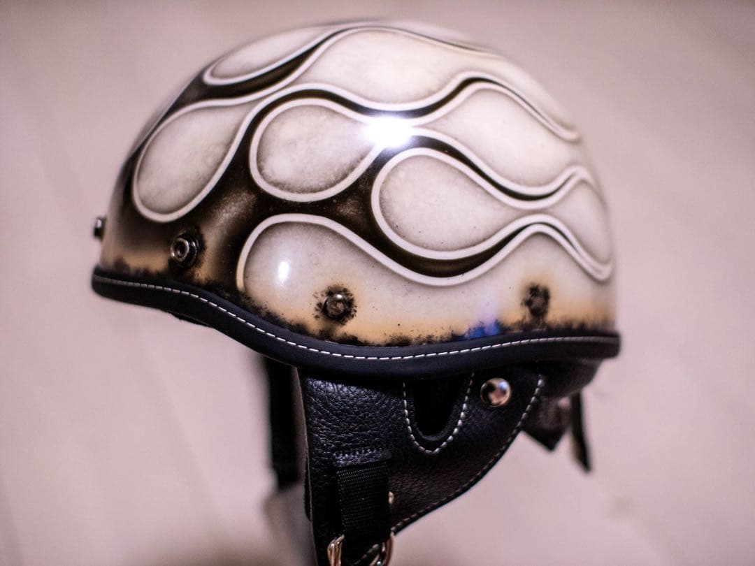 XXL 新品未使用　ポリヘル　ヘルメット バイク　アイボリーエイジング黒フレア