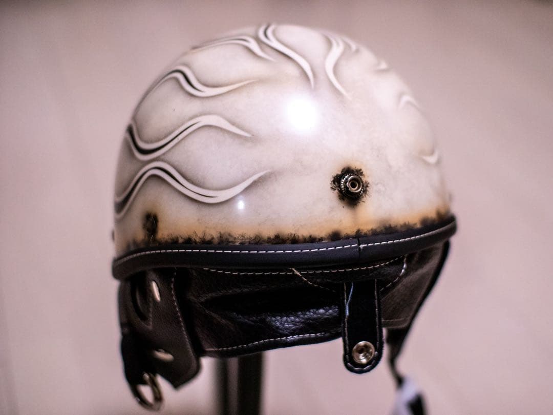 XXL 新品未使用　ポリヘル　ヘルメット バイク　アイボリーエイジング黒フレア