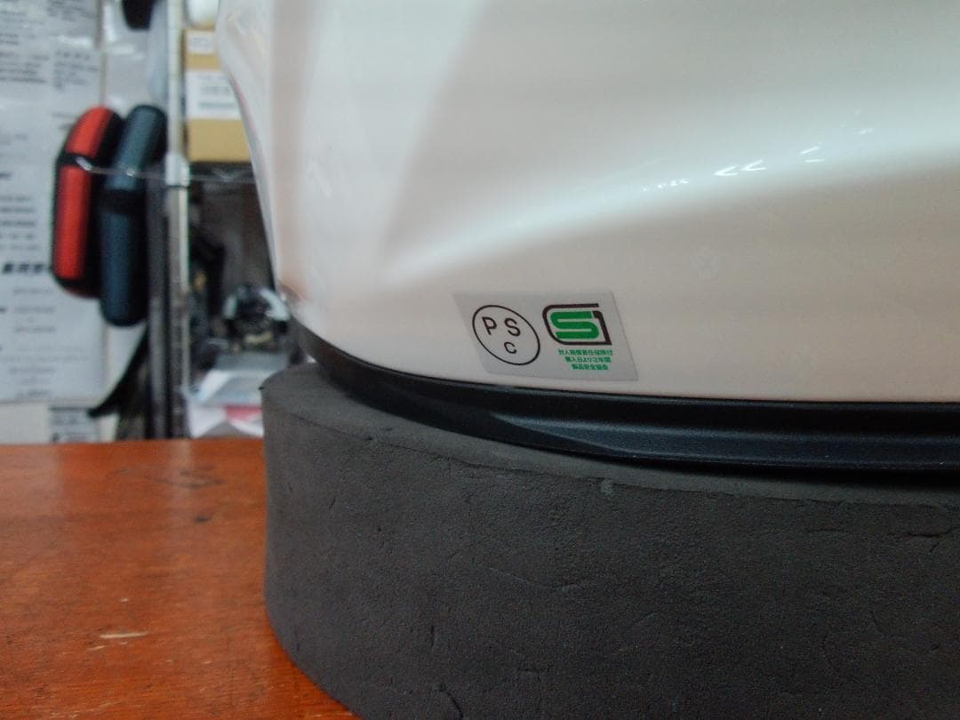 OGK　KABUTO　SHUMA　ホワイト　サイズM　2025年製