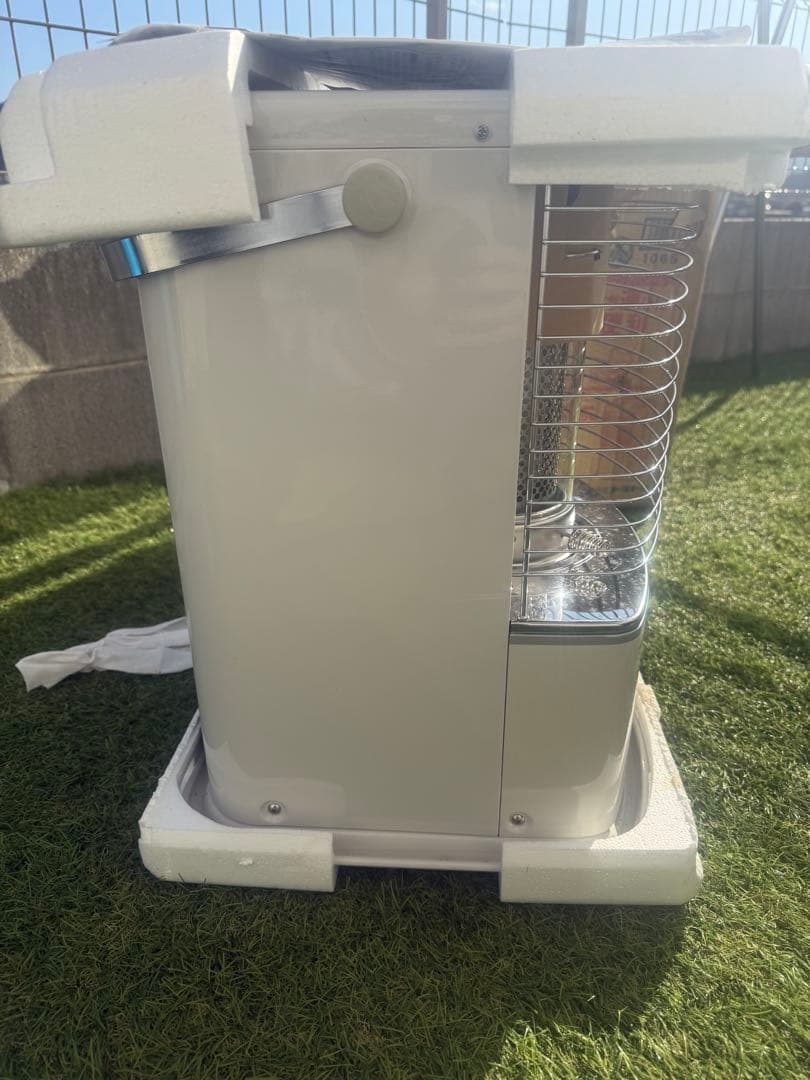 トヨトミ石油ストーブRS-H29M（W）