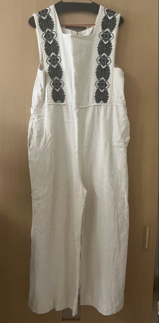 かぐれ　オールインワン　刺繍