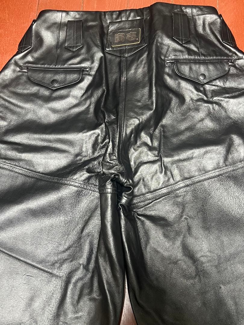 【美品】寅壱 ブラックレザー ワイドレッグパンツ ニッカポッカ