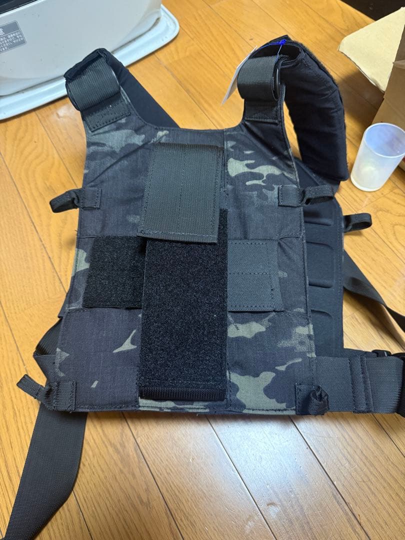 m*o様 実物　LBT 迷彩 プレートキャリア　美品　サバゲ　ミリタリー　スリッ