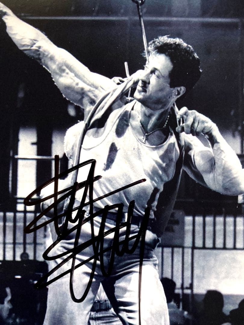 シルヴェスター・スタローン直筆サイン入り2Lサイズ写真…ロッキー