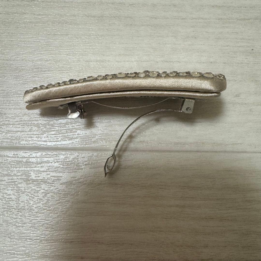 未使用☆正規品 希少 MIUMIU ストーン付き　サテンクリスタルヘアクリップ