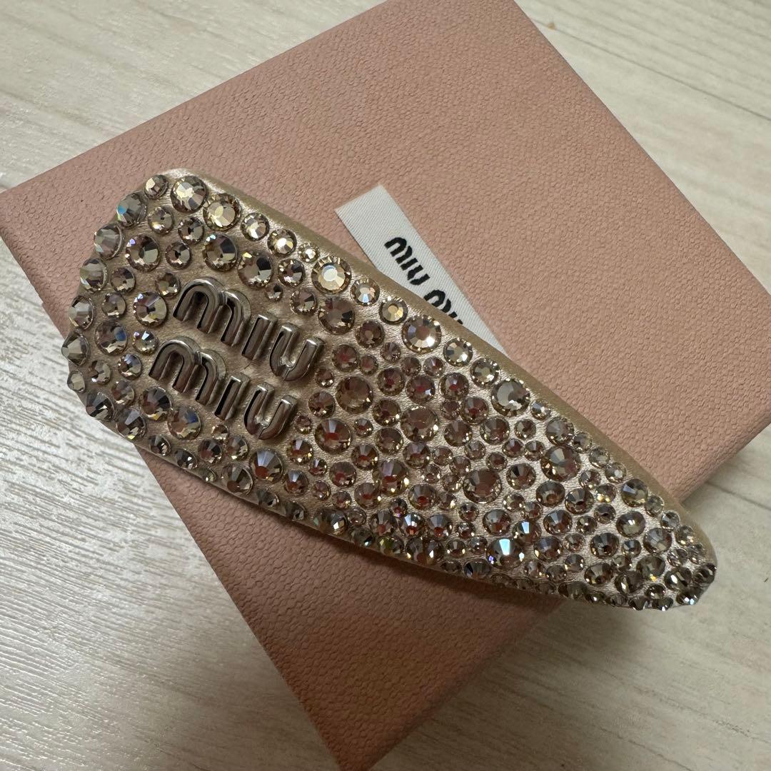 未使用☆正規品 希少 MIUMIU ストーン付き　サテンクリスタルヘアクリップ