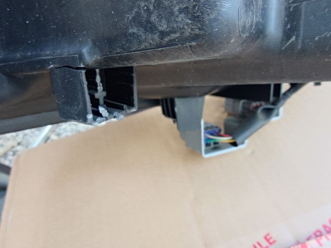 トヨタ純正　ZRR80W　ヴォクシー　後期　右LEDヘッドライト