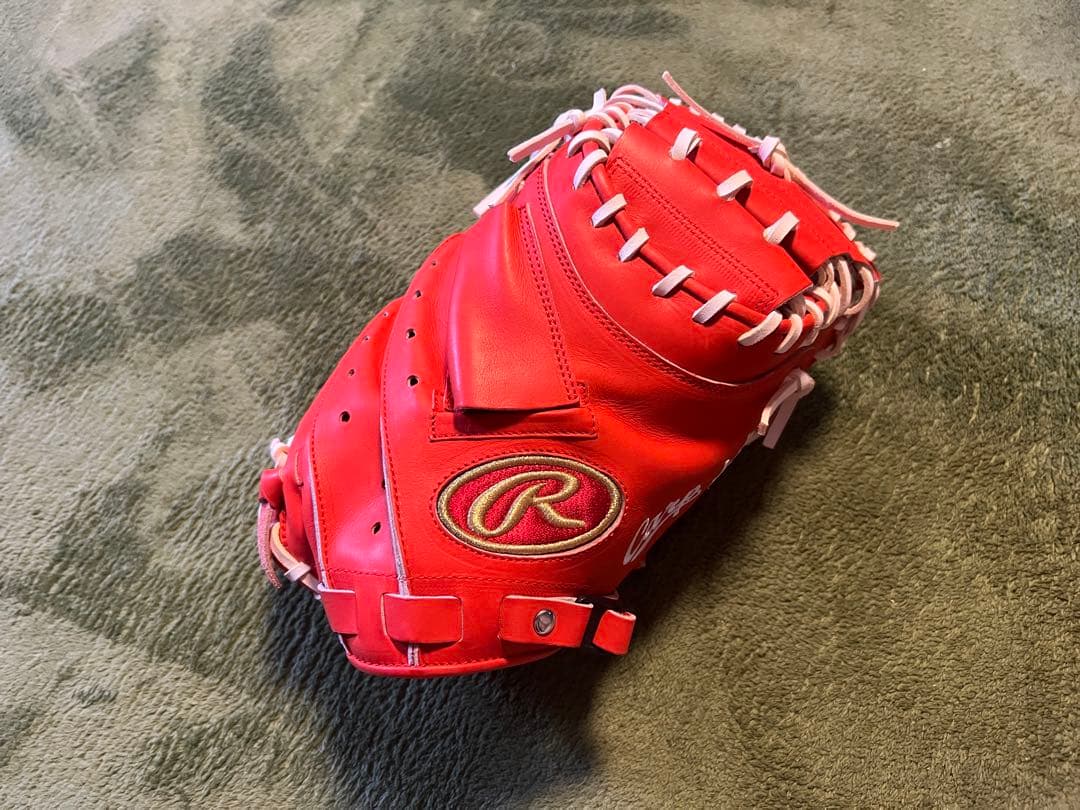 【激レア商品】広島東洋カープ山内泰幸コーチキャッチャーミット