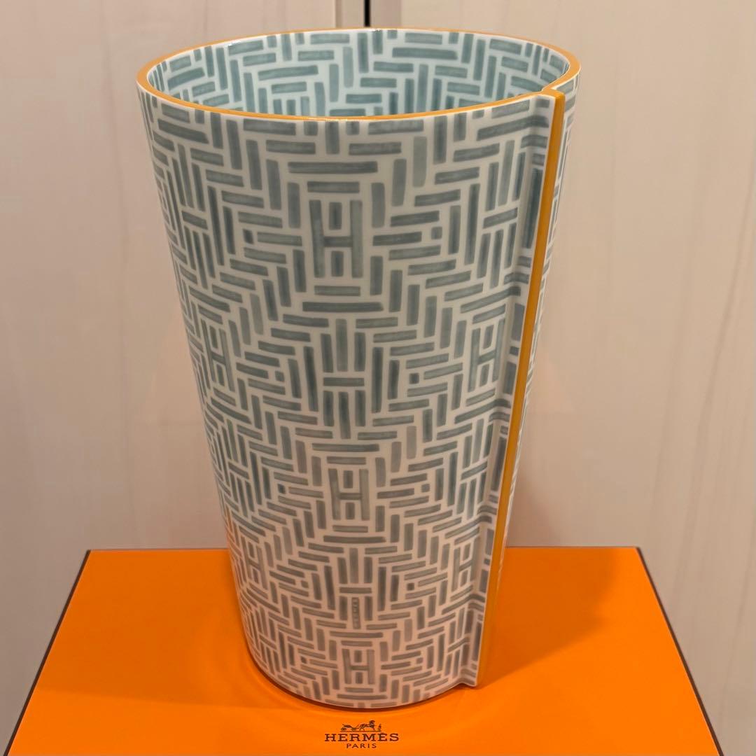 エルメス　花瓶