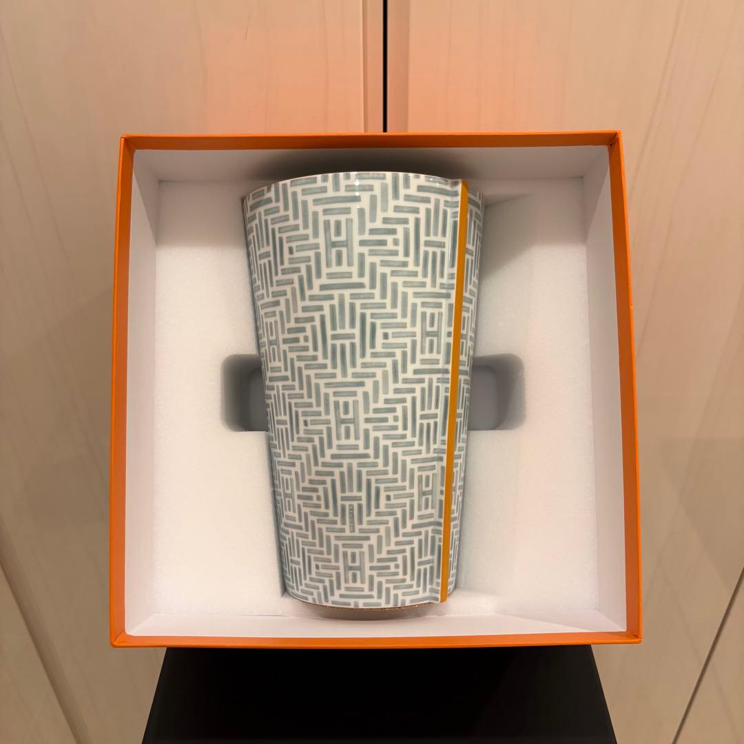 エルメス　花瓶