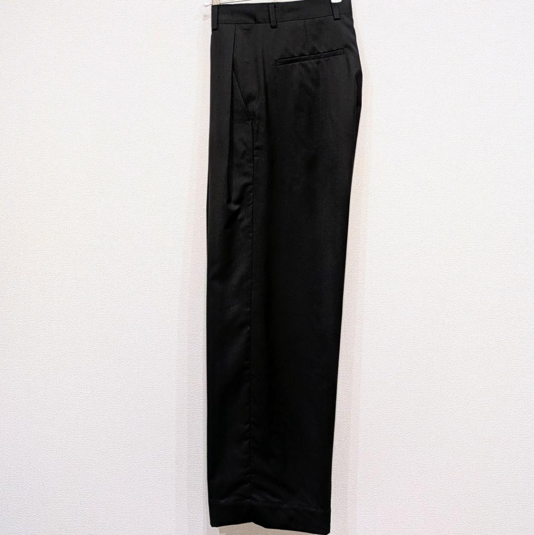 COS プリーツウールワイドレッグパンツ ブラック