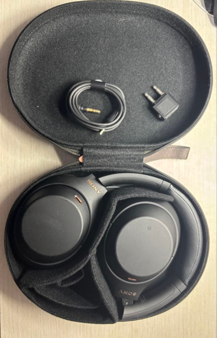 SONY WH-1000XM4 ブラック ワイヤレスヘッドホン ケース付属品あり